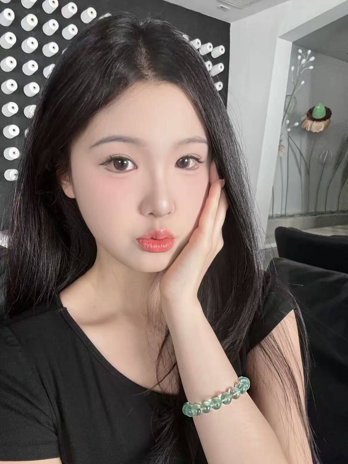 Bảo quản tốt giúp chất liệu sống lâu hơn cùng người đeo.